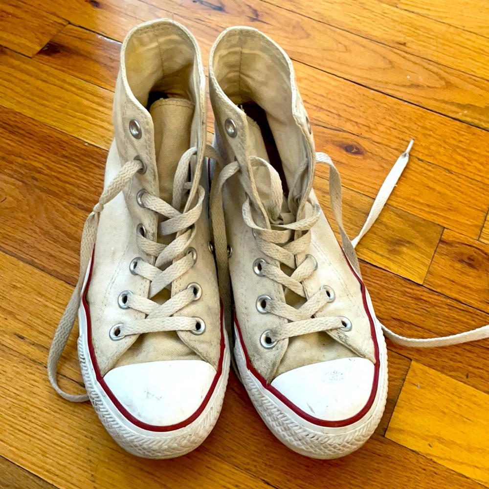 Used White Converse - Women’s
